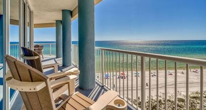 KAUNIS, WEST CORNER, 3BD / 3BA! KESÄKÄNNÄN VIIMEINEN VIIKKO! VARAA NYT!