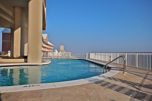 Piscine couverte
