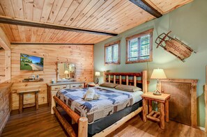 3 chambres, fer et planche à repasser, lit parapluie, Wi-Fi gratuit