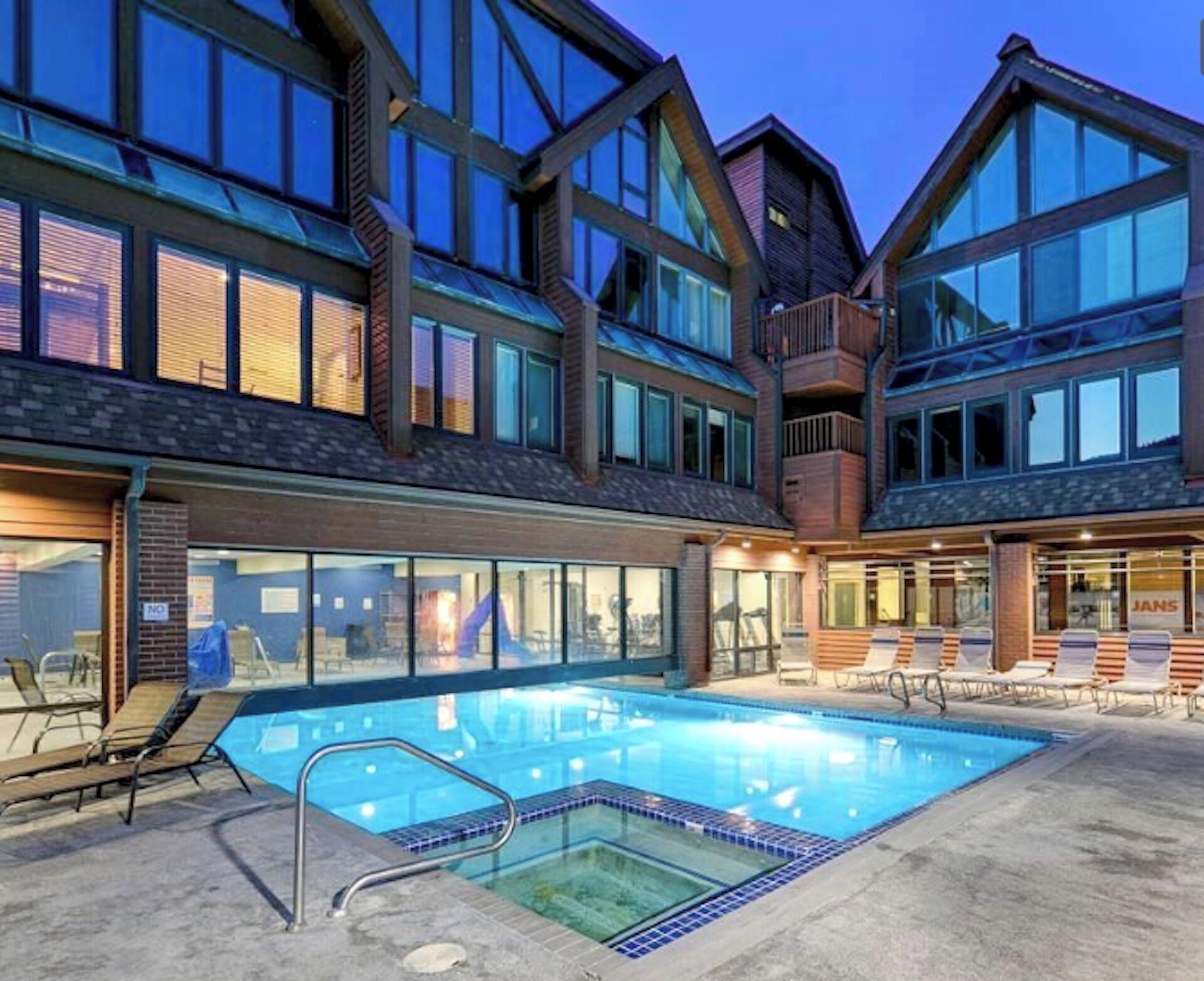 Indoor pool, outdoor pool