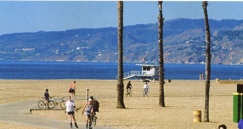 Sérénité chic au cœur de Santa Monica à distance de marche de la plage