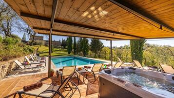 Una piscina riscaldata