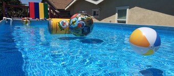 Gezellig poolhouse, 0. 6 mijl lopen naar Disney Tram, Big Family Friendly