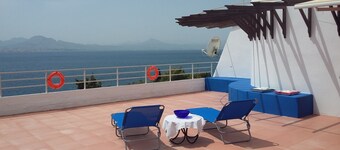 Elegant Flat with Huge terrace & breathtaking view