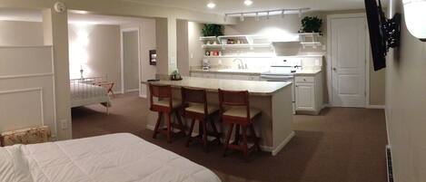 1 bedroom, iron/ironing board, free WiFi, bed sheets