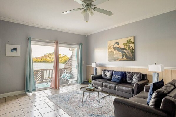 Smart TV, chimenea y servicios de streaming 