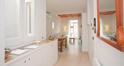 In der Nähe Gaudi, Gracia Wohnung, Barcelona, WIFI, Balkon, AC!