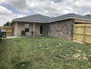 Exterior - McKinley House - Garage, Gym and Fenced Back Yard (Amarillo)