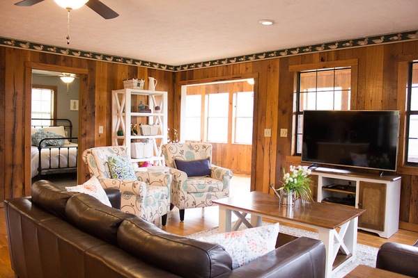 TV, DVD player, books