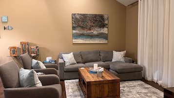 TV connectée, livres, chaßne hi-fi