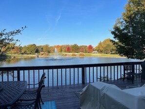 Property grounds - Peaceful 2BR, Condo on Pond - Overlooks 9th Hole at Sawmill Creek Golf Resort (Huron)