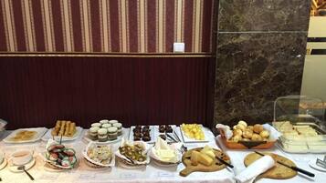 Daily buffet breakfast for a fee