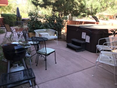 Bell Rock Vista - Hot Tub, Great Location, Red Rock Views, Golf Discounts