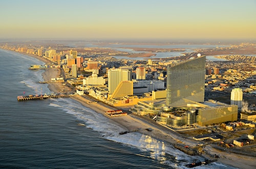 ❤️Bar-B-Que on the Rooftop Deck! Near the Beach/Boardwalk/Casinos/Restaurants!