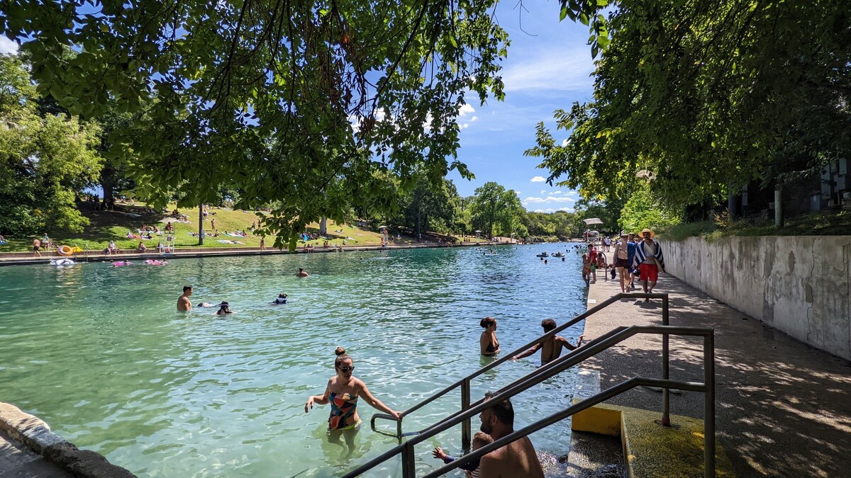 Photo 43 of Outdoor in Winter HERE-SUP-Kayak-HIKE-bike-SWIM-foodie-park & city-GARDENS