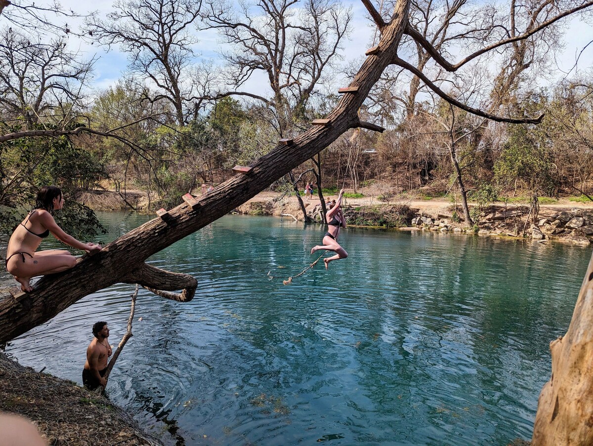 Photo 152 of Outdoor in Winter HERE-SUP-Kayak-HIKE-bike-SWIM-foodie-park & city-GARDENS