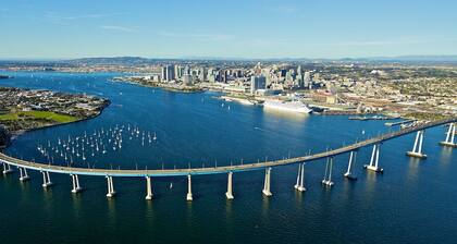 Luxury Coronado Home 500ft to Beach, Ferry, & Restaurants + Rooftop