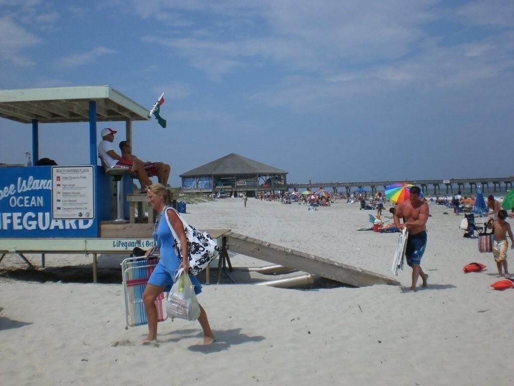 Beach nearby, sun loungers