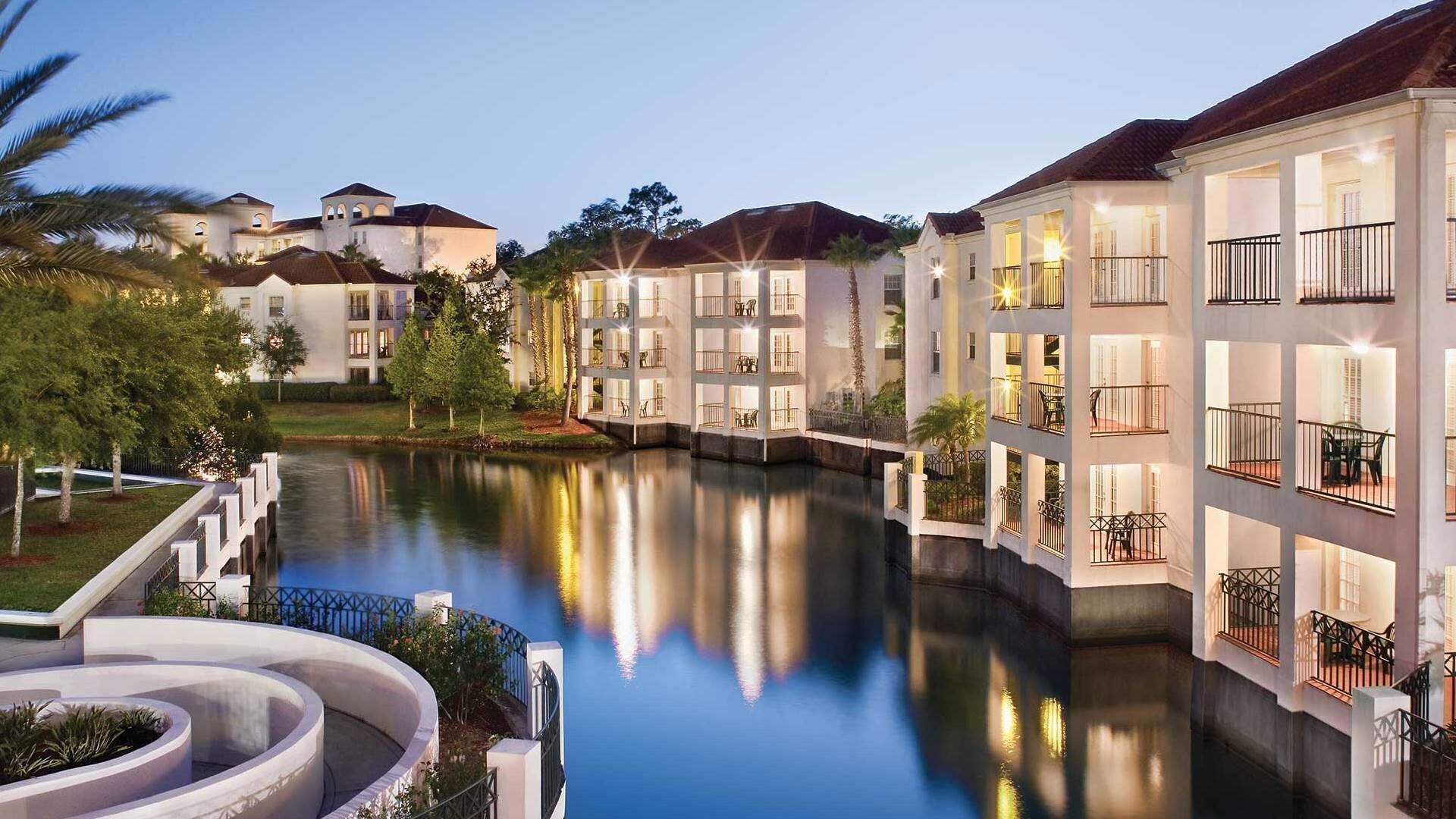 Near Disney - Family Friendly Property - 3BR Sleeps 8 - Top Resort in Kissimmee