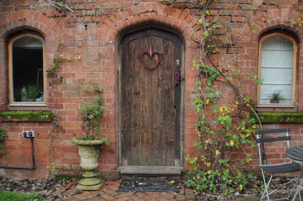 Exterior detail - Bothy In Victorian Walled Garden (Worcester)