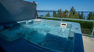 Bañera de hidromasaje exterior