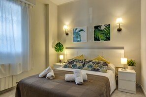 4 bedrooms, iron/ironing board, Internet, bed sheets