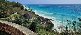 Sea Song 3 Bdrm Beachfront house on Marley Beach with great beach and sea views.