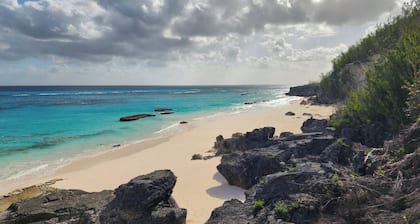 Sea Song 3 Bdrm Beachfront house on Marley Beach with great beach and sea views.