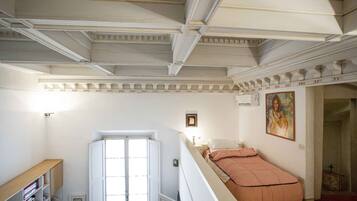 4 habitaciones, tabla de planchar con plancha y wifi gratis