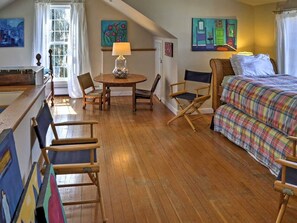 2 Schlafzimmer, Schreibtisch, Bügeleisen/Bügelbrett, kostenloses WLAN