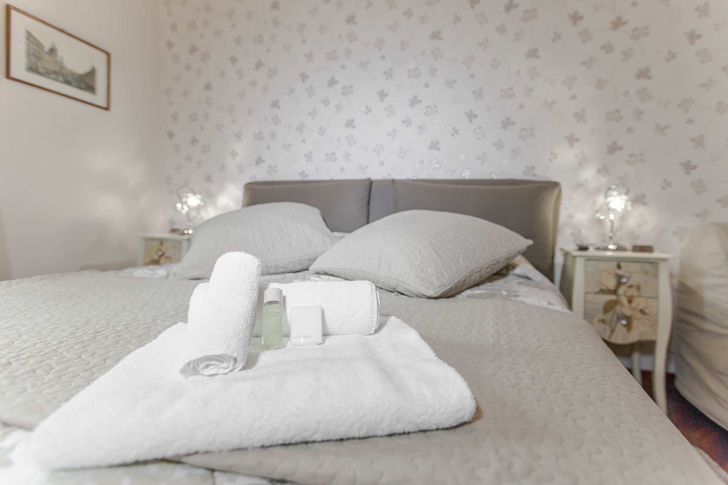 2 bedrooms, in-room safe, iron/ironing board, free WiFi