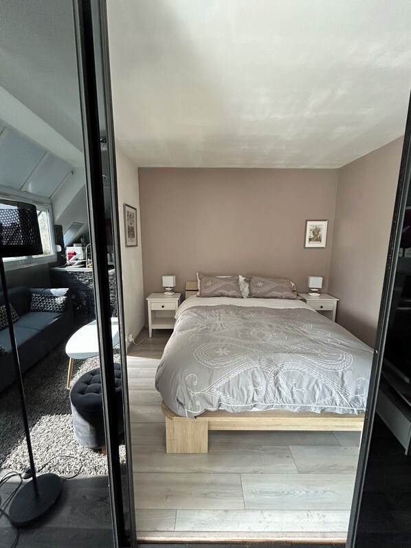 1 Schlafzimmer, Bügeleisen/Bügelbrett, WLAN, Bettwäsche