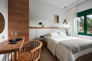 5 bedrooms, iron/ironing board, travel cot, free WiFi