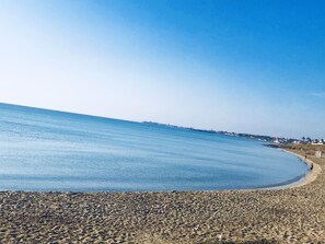 Beach nearby, sun loungers