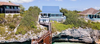Oceanfront Villa - Dock privé pour la plongée en apnée, à 3 minutes de la plage privée