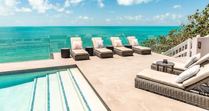 Oceanfront Villa - Dock privé pour la plongée en apnée, à 3 minutes de la plage privée