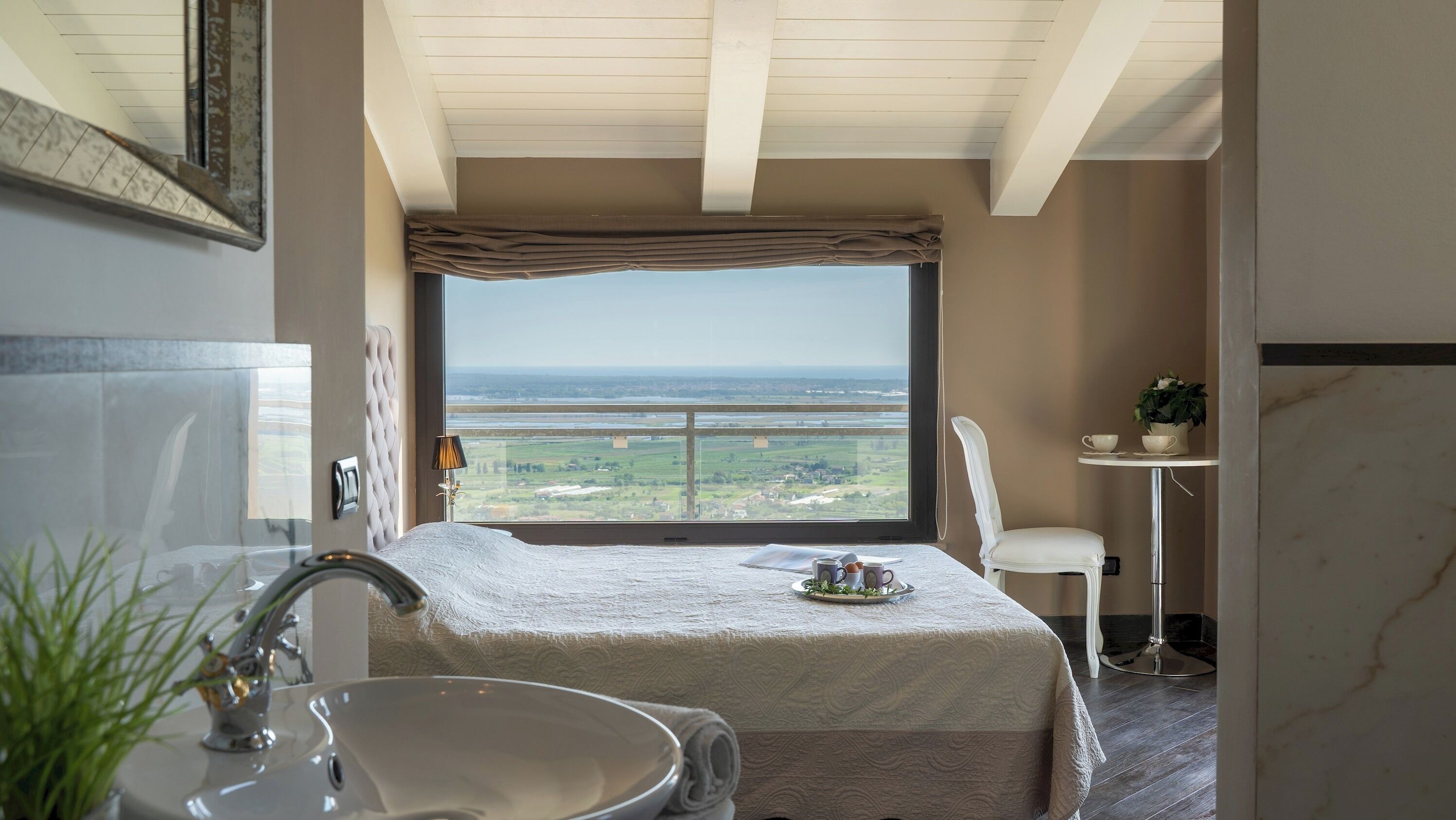 5 sovrum, strykjärn/strykbräda, gratis wi-fi och sängkläder