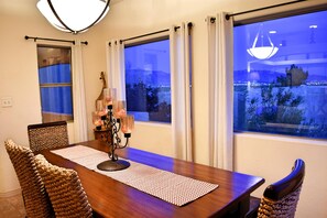 تناول الطعام