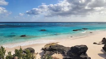 Am Strand, Liegestühle, Strandtücher
