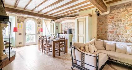 Villa Dacia home