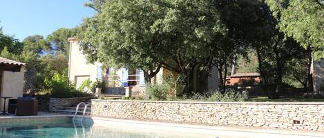 Alberca al aire libre