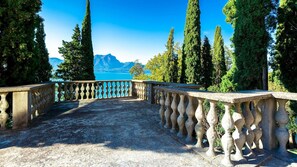 Terrace/patio - Corazza 6+1, Emma Villas (Torri del Benaco)