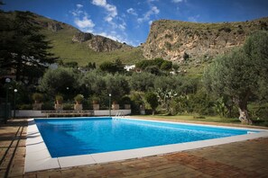 Piscina a l'aire lliure 