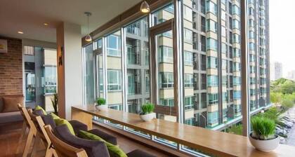 1BR in U Delight at Huamak Station