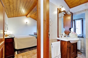 5 chambres, fer et planche Ă repasser, Wi-Fi