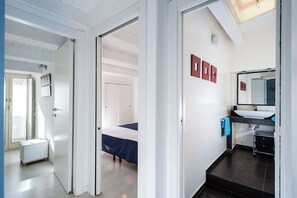 2 chambres, fer et planche à repasser, accès Internet, draps fournis