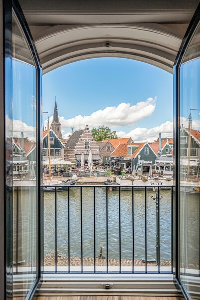 El holandés alquilar Boya, preciosa casa de canal del siglo 17, a 8 km de Ámsterdam.