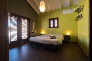 3 Schlafzimmer, Zimmersafe, Schreibtisch, BĂŒgeleisen/BĂŒgelbrett