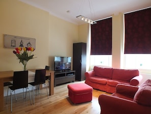 Smart TV, DVD player, stereo
