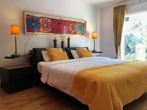 5 bedrooms, in-room safe, desk, iron/ironing board